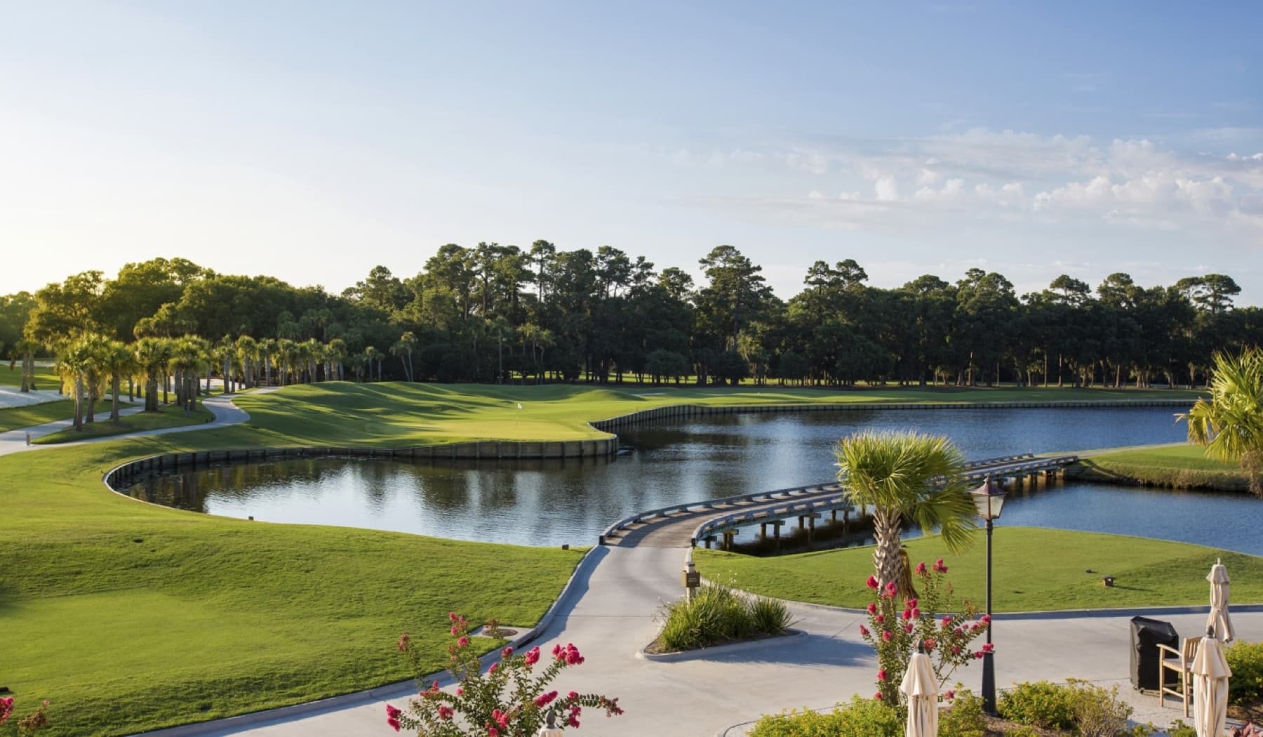 the peninsula 18th green, ringed by Pete Dye's lagoon and bulkhead