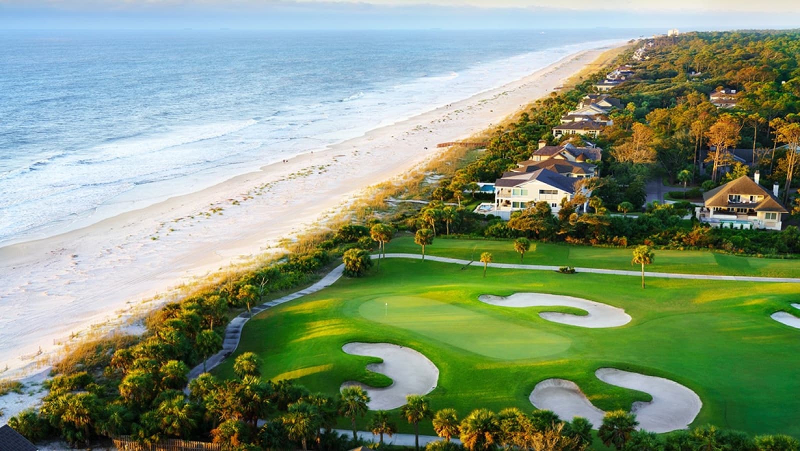 the oceanfront green on the Robert Trent Jones course