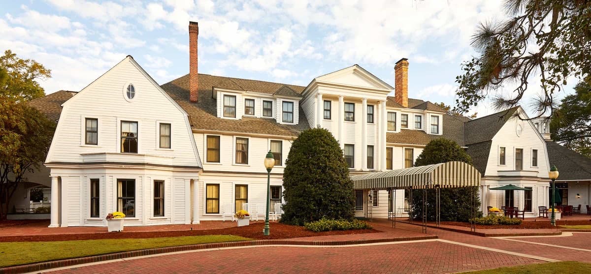 The Holly Inn