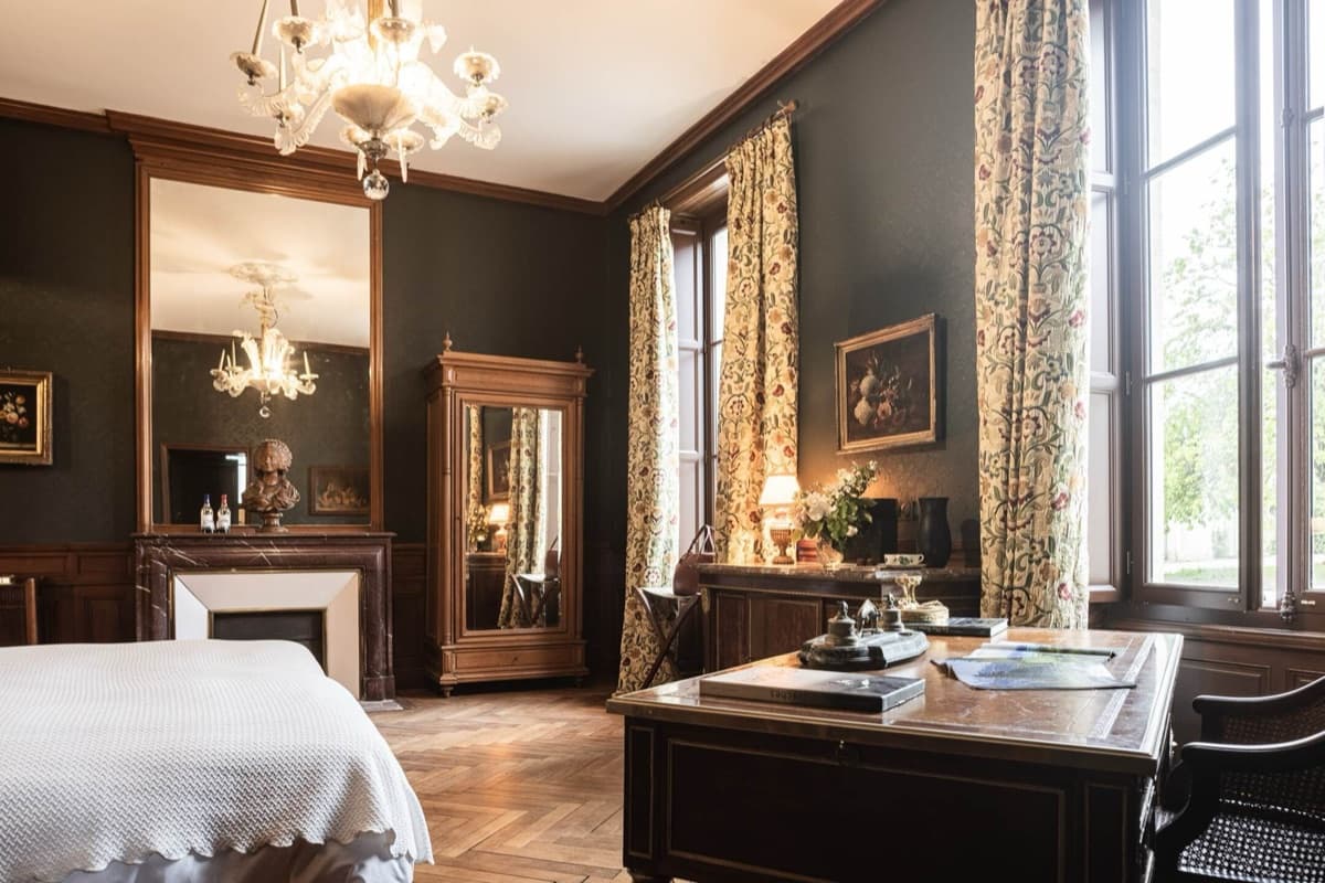 The English Suite